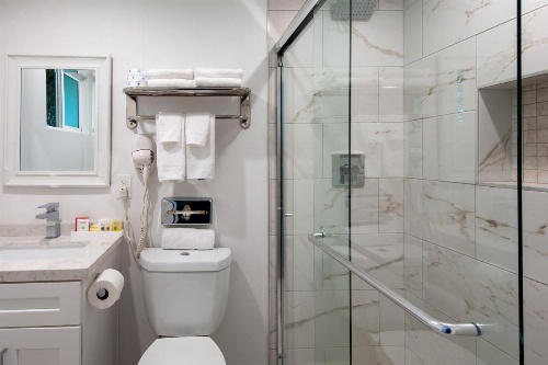 Studio City Court Yard Hotel image 12